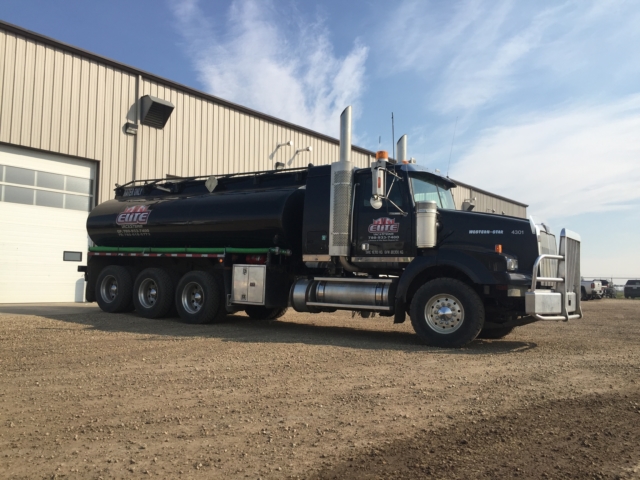 Elite Vac & Steam Tridem Water Truck 4301 Clairmont, AB